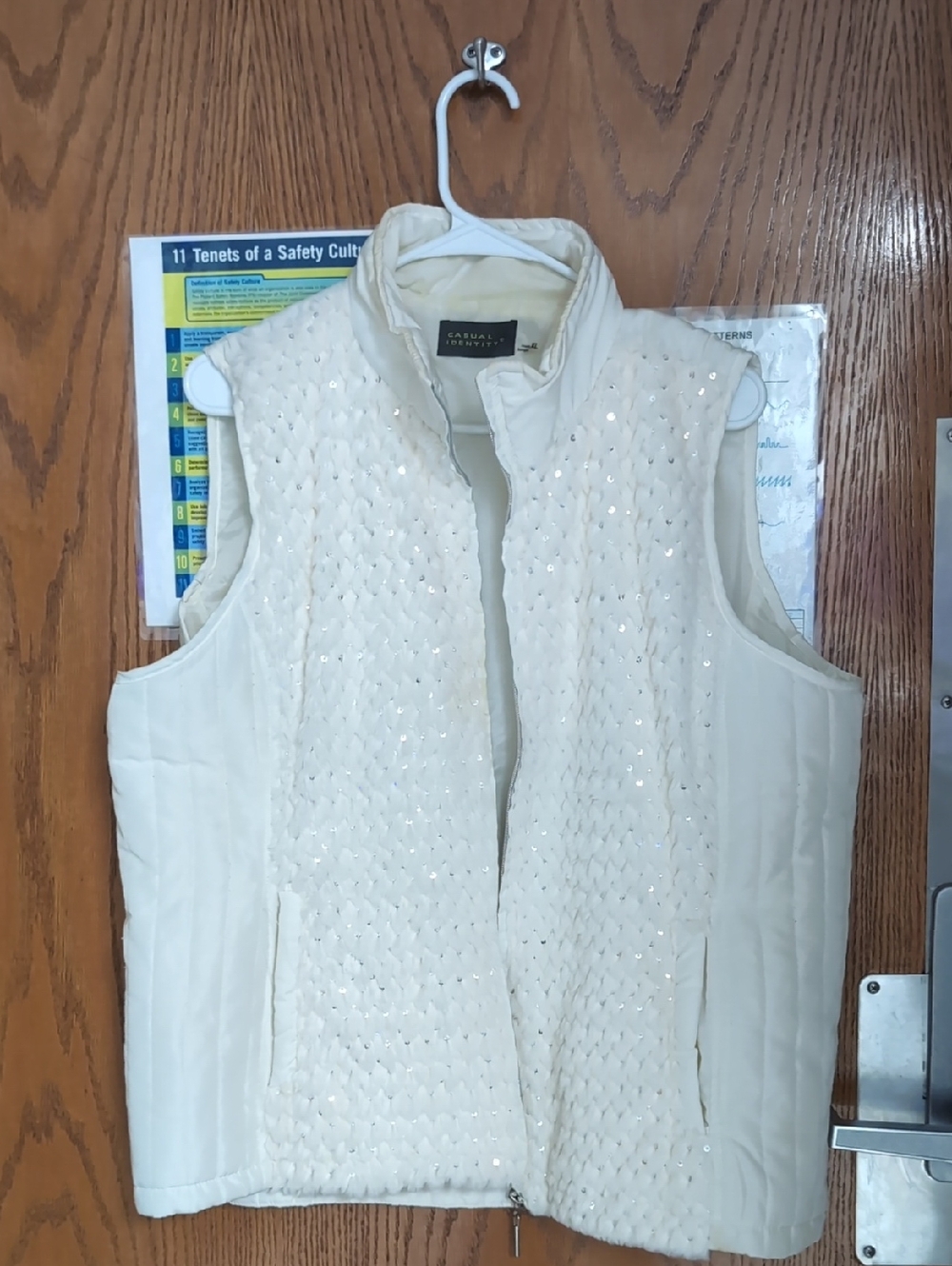 Casual Corner Cream Quilted Sequin Sleeveless Vest